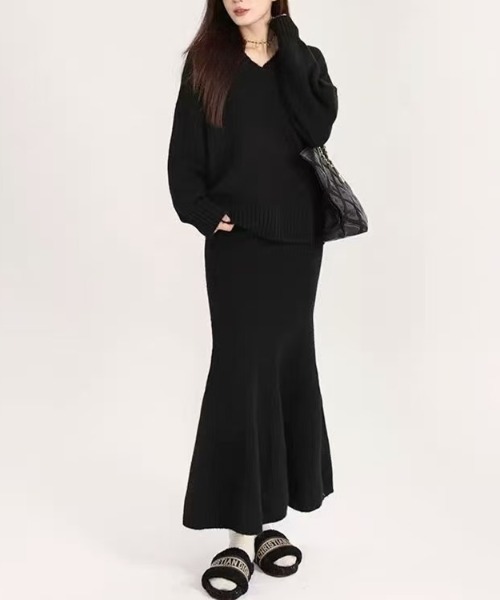 gossip!ロサンゼルス(ゴシップロサンゼルス)の「Vネック×マーメイドフレア ニットセットアップ(ニット/セーター・レディース・ブラウン/ブラック/グレー・FREE)」の5枚目の写真