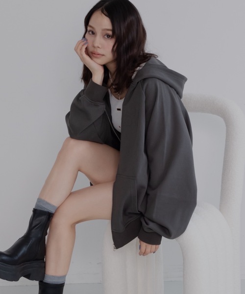 jumelle ジュメロ　エンブレムパーカー jumelle（ジュメロ）の「エンブレムパーカー（パーカー）」 - WEAR