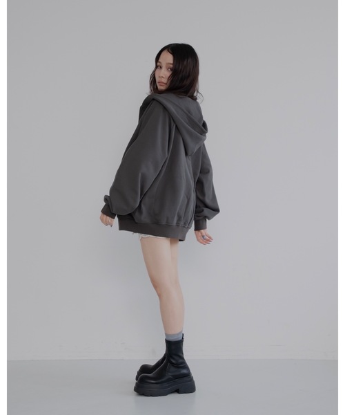 jumelle ジュメロ　エンブレムパーカー jumelle（ジュメロ）の「エンブレムパーカー（パーカー）」 - WEAR