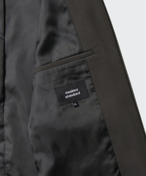MUSINSA STANDARD（ムシンサスタンダード）の「ミニマルフライトジャケット [ガンメタル]（ブルゾン・メンズ・その他・MEDIUM/LARGE/X-LARGE/XX-LARGE）」の4枚目の写真