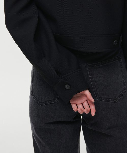 MUSINSA STANDARD WOMAN（ムシンサスタンダードウーマン）の「ウィメンズツイルクロップジャケット[ブラック]（その他アウター・レディース・その他・SMALL/MEDIUM/LARGE）」の10枚目の写真