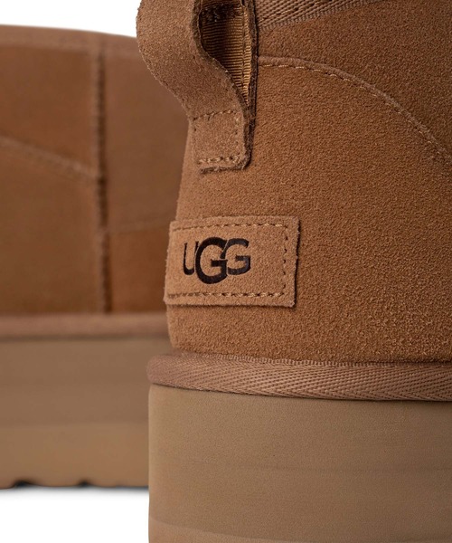 ADAM ET ROPE'（アダムエロペ）の「【UGG(アグ)】W CLASSIC ULTRA MINI PLATFORM（ブーツ・レディース・キャメル/チャコールグレー/ブラック・23/24/25）」の22枚目の写真
