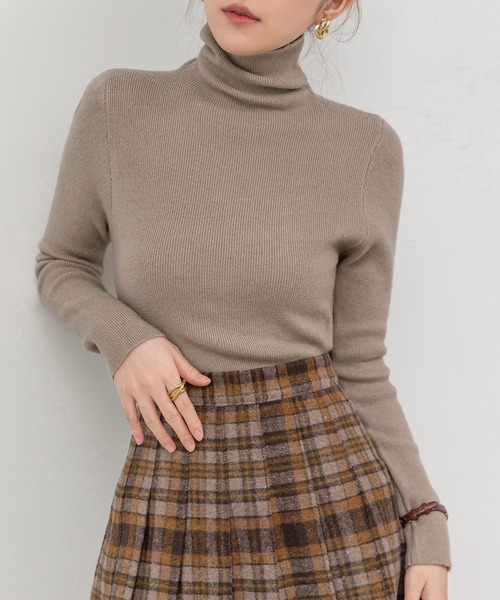 DAY CLOSET（デイ クローゼット）の「【オンオフ問わず着られる汎用性ニット】長袖タートルネックリブニットトップス レディース（ニット/セーター・レディース・ピンク/ベージュ/モカ/アイボリー・FREE）」の3枚目の写真