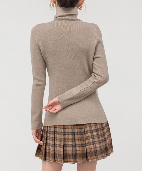 DAY CLOSET（デイ クローゼット）の「【オンオフ問わず着られる汎用性ニット】長袖タートルネックリブニットトップス レディース（ニット/セーター・レディース・ピンク/ベージュ/モカ/アイボリー・FREE）」の13枚目の写真