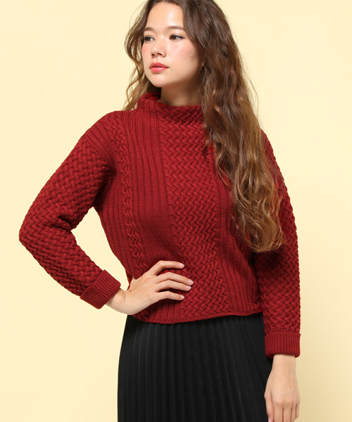 FREE'S MART（フリーズマート）の「リブ×ケーブルボトルネックニット（ニット/セーター・レディース・ホワイト/レッド/グレー/ベージュ・FREE）」の4枚目の写真