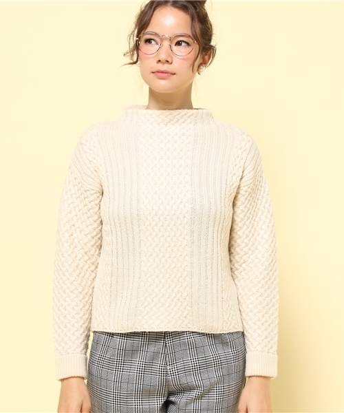FREE'S MART（フリーズマート）の「リブ×ケーブルボトルネックニット（ニット/セーター・レディース・ホワイト/レッド/グレー/ベージュ・FREE）」の5枚目の写真