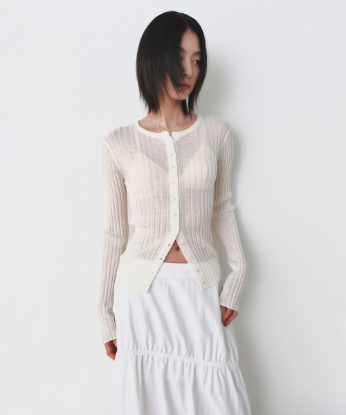 INSILENCE WOMEN（インサイレンスウーマン）の「シアードリネンカーディガン アイボリー（カーディガン/ボレロ・レディース・その他・SMALL/MEDIUM）」の2枚目の写真