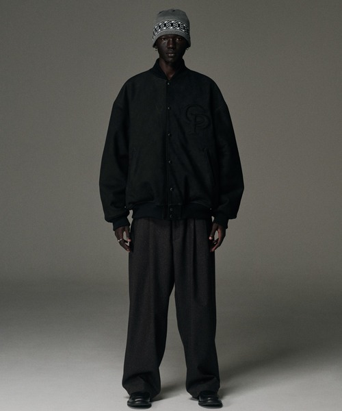 COOTIE PRODUCTIONS（クーティープロダクションズ）の「Silk Nep Herringbone 2 Tuck Wide Trousers（スラックス・メンズ・ブラウン系その他/ブラックミックス・SMALL/MEDIUM/LARGE/X-LARGE）」の3枚目の写真