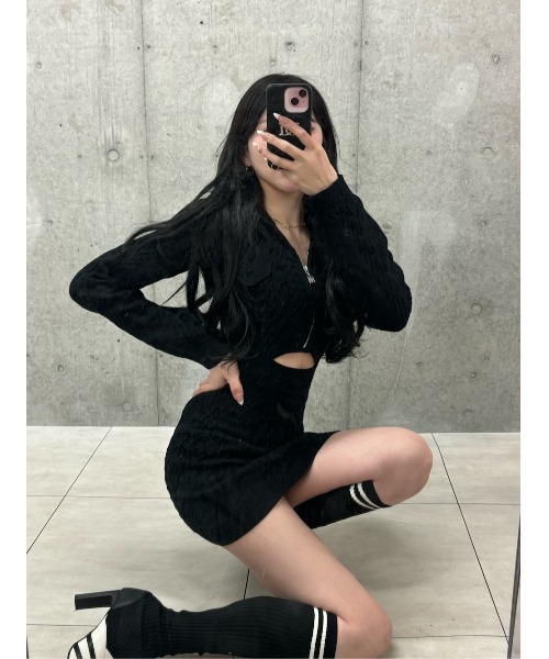 オープンケーブルニットミニワンピース（ワンピース）｜Darich