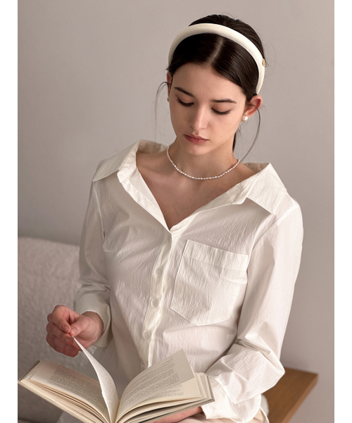 LAUTREDE MIN(ロートルドミン)の「Lautre Off shirts(シャツ/ブラウス・レディース・ホワイト/ネイビー/ベージュ/ピンク・SMALL/MEDIUM/X-SMALL)」の8枚目の写真