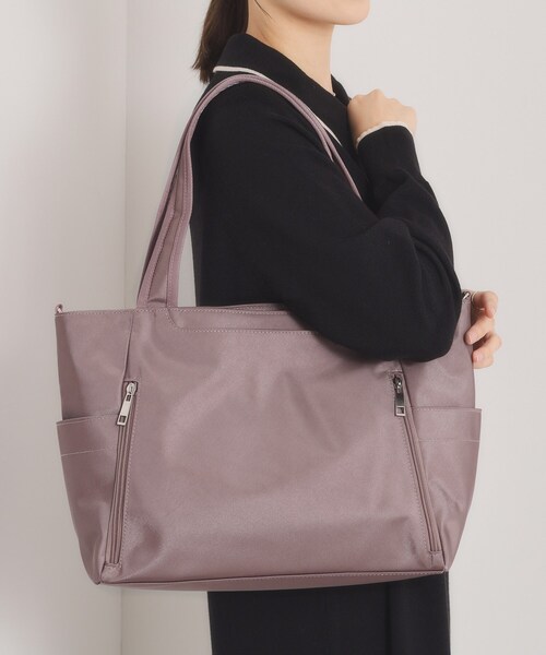 ITS'DEMO(イッツデモ)の「<人間工学>撥水A4トート(トートバッグ・レディース・ナチュラル/ブラック/ピンク系・00)」の3枚目の写真