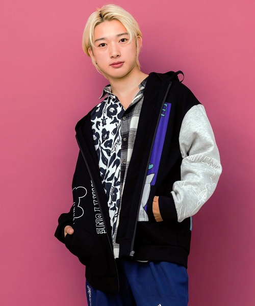 ScoLar Parity(スカラーパリティ)の「353130:ネコとクマとチンアナゴ柄 リメイク風裏起毛パーカー(パーカー・レディース・ブラック/パープル・M)」の14枚目の写真