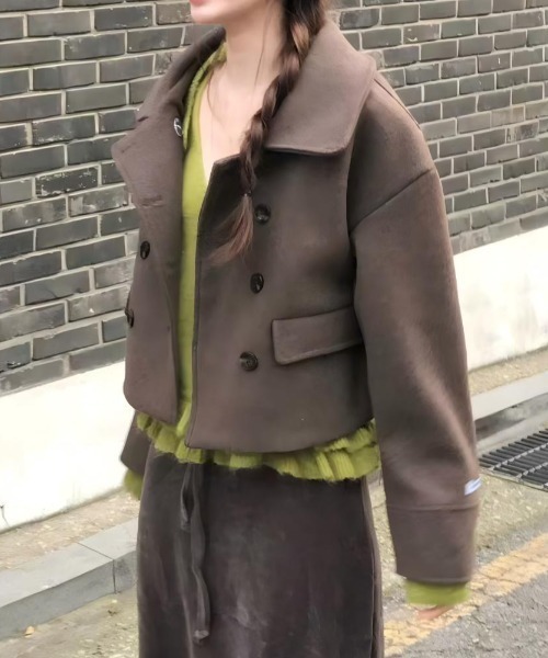 ショートダブルブレストメルトンコート