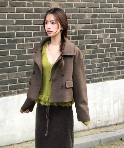 ショートダブルブレストメルトンコート
