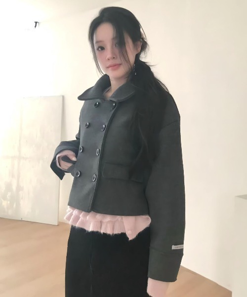 ショートダブルブレストメルトンコート