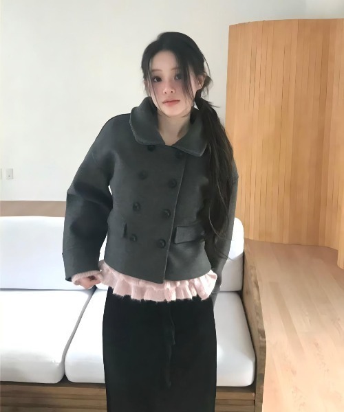 ショートダブルブレストメルトンコート