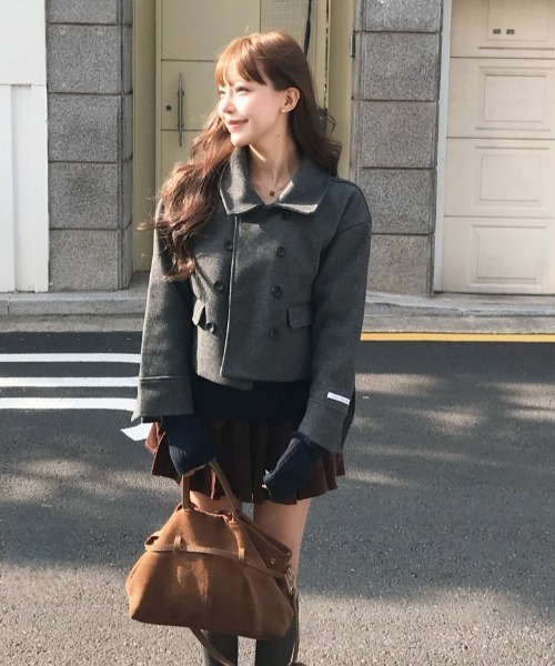 ショートダブルブレストメルトンコート