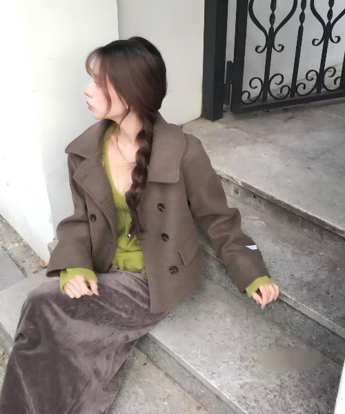 ショートダブルブレストメルトンコート