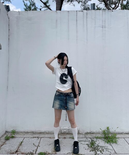 CCORIE(コーリーエ)の「シンボルスカーフクロップ半袖Tシャツホワイト(Tシャツ/カットソー・レディース・その他・FREE)」の14枚目の写真