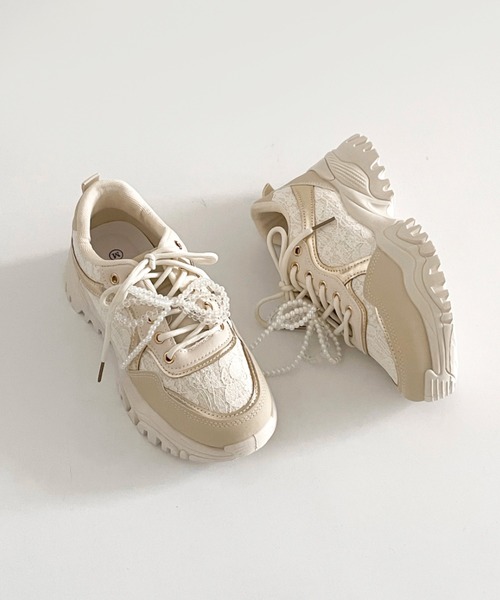 Shoes in Closet（シューズインクローゼット）の「軽量厚底 ボリューム クリア パール レース スニーカー 6478（スニーカー・レディース・ホワイト/ベージュ/ブラック・S/M/L/LL）」の5枚目の写真