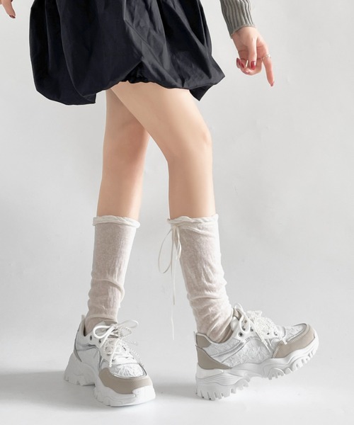 Shoes in Closet（シューズインクローゼット）の「軽量厚底 ボリューム クリア パール レース スニーカー 6478（スニーカー・レディース・ホワイト/ベージュ/ブラック・S/M/L/LL）」の9枚目の写真