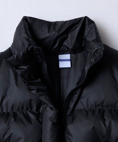 CALIFORNIA OUTFITTERS（カリフォルニア アウトフィッターズ）の「12D65 ワイドショートレングス　スタンドカラー中綿ベスト（ダウンベスト・メンズ・アイボリー/ブラック・FREE）」の3枚目の写真