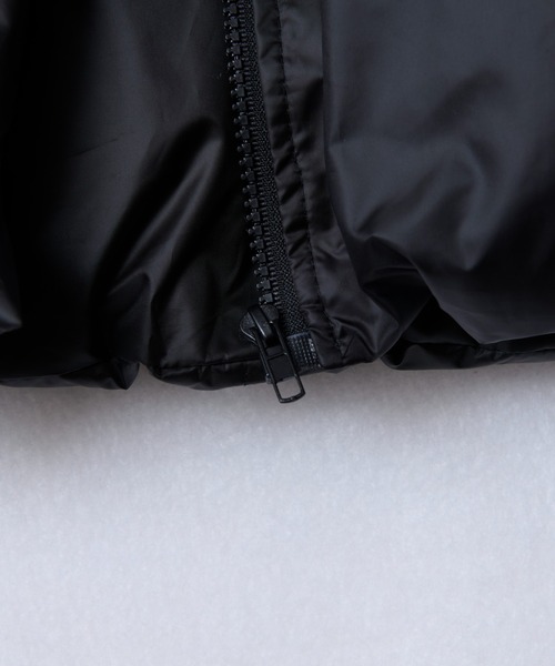 CALIFORNIA OUTFITTERS（カリフォルニア アウトフィッターズ）の「12D65 ワイドショートレングス　スタンドカラー中綿ベスト（ダウンベスト・メンズ・アイボリー/ブラック・FREE）」の5枚目の写真