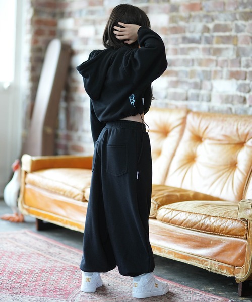 ELEMENT（エレメント）の「ELEMENT/エレメント TAGGING HOOD GIRL キッズ パーカー BG025022（パーカー・キッズ・ブラック/ホワイト・130cm/140cm/150cm）」の12枚目の写真