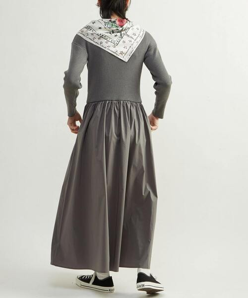 CONVERSE TOKYO(コンバーストウキョウ)の「RIB KNIT DOCKING DRESS(ワンピース・レディース・ブラック/グレー・FREE)」の4枚目の写真
