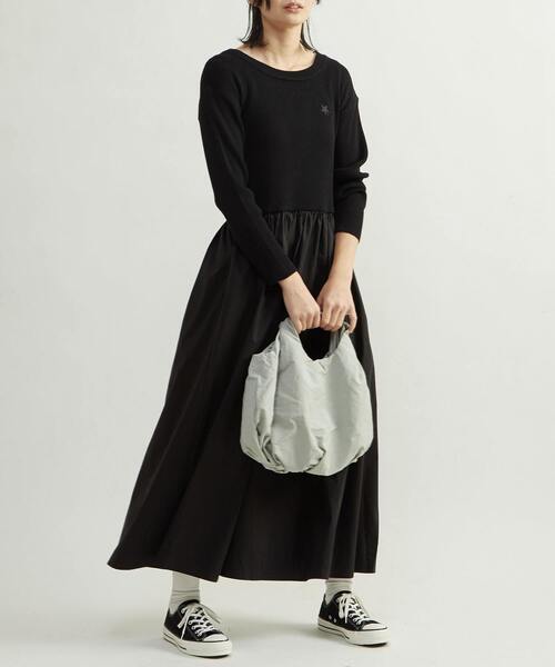 CONVERSE TOKYO(コンバーストウキョウ)の「RIB KNIT DOCKING DRESS(ワンピース・レディース・ブラック/グレー・FREE)」の7枚目の写真