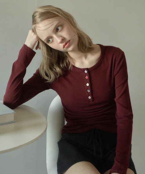Birthday room(バースデイルーム)の「アソートボタンヘンリーネックカットソー/Assorted Button Henley Neck Top(Tシャツ/カットソー・レディース・グレー/ネイビー/ボルドー・FREE)」の12枚目の写真
