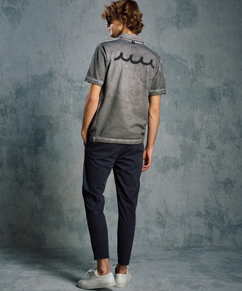 wjk(ダヴルジェイケイ)の「mhs2511- cut-off polo S-S(printed) ポロシャツ(705 mw04i)(ポロシャツ・メンズ・ブラック系その他/ダークグレー/ホワイト・XL/L/M/S)」の8枚目の写真