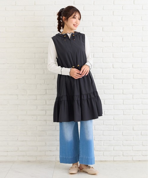 Rose Tiara(ローズティアラ)の「【人気追加】【LIMONTA】【防水/防風/透湿/花粉防止】フレアジレ(ベスト・レディース・ブラック・38/42/46)」の6枚目の写真