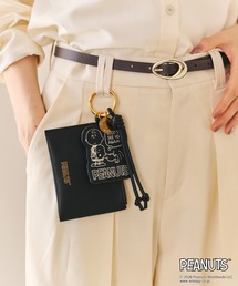E'POR（エポール）の「【WEB限定/一部店舗限定】【E'POR×PEANUTS】別注 ポーチ付き ART CHARM（チャーム）」
