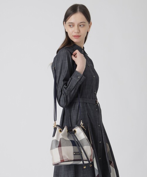 BLUE LABEL CRESTBRIDGE(ブルーレーベルクレストブリッジ)の「クレストブリッジチェックキャンバスコロン(ショルダーバッグ・レディース・ベージュ系その他・FREE)」の10枚目の写真