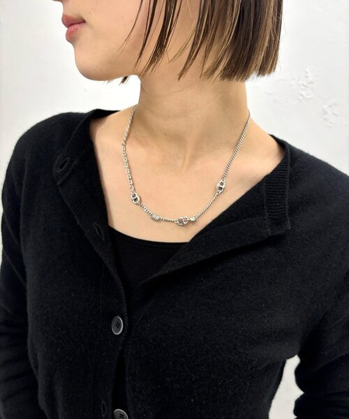 WHO'S WHO gallery（フーズフーギャラリー）の「エイトネックレス（ネックレス・レディース・シルバー・FREE）」の3枚目の写真