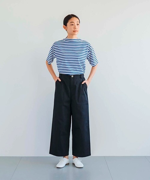 D(ディー)の「コットンピケのペインターパンツ(その他パンツ・レディース・ブラック/ホワイト・MEDIUM)」の2枚目の写真