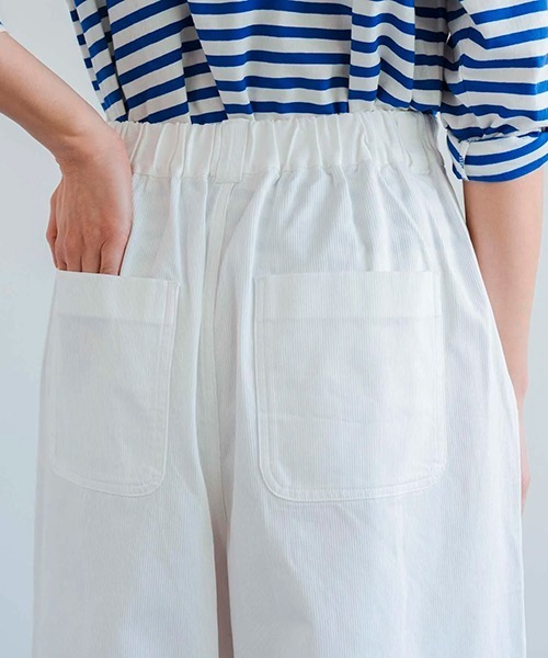 D(ディー)の「コットンピケのペインターパンツ(その他パンツ・レディース・ブラック/ホワイト・MEDIUM)」の4枚目の写真