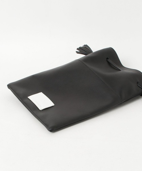 ADAM PATEK(アダムパテック)の「【ADAMPATEK】water repellent leather mini drawstring bag 撥水レザーミニ巾着バッグ(ハンドバッグ・メンズ・ブラック・FREE)」の8枚目の写真