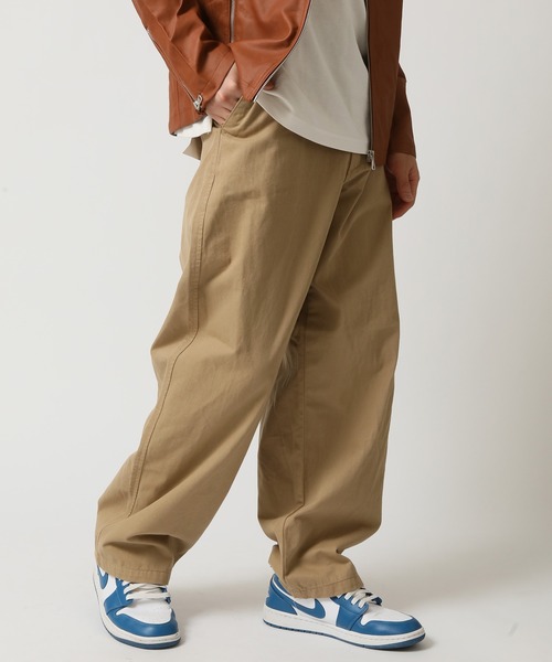 HANES(ヘインズ)の「【HANES/ヘインズ】ワイドフィットノータックパンツ /チノパン ワイドパンツ(チノパンツ・メンズ・ブラック/カーキ/ベージュ・S/M/L/LL)」の3枚目の写真