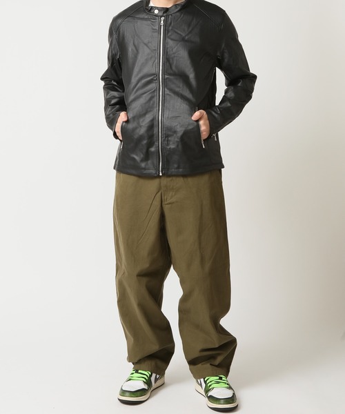 HANES(ヘインズ)の「【HANES/ヘインズ】ワイドフィットノータックパンツ /チノパン ワイドパンツ(チノパンツ・メンズ・ブラック/カーキ/ベージュ・S/M/L/LL)」の19枚目の写真