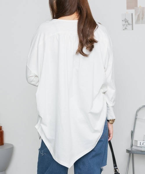 aity(アイティ)の「M-5L アシメトリー裾タックロングスリーブTシャツ 夏服(Tシャツ/カットソー・レディース・カーキ/ブラック/ベージュ/ホワイト・LL~3L/M~L/4L~5L)」の9枚目の写真