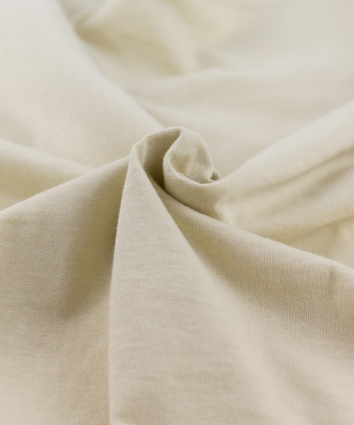 aity(アイティ)の「M-5L アシメトリー裾タックロングスリーブTシャツ 夏服(Tシャツ/カットソー・レディース・カーキ/ブラック/ベージュ/ホワイト・LL~3L/M~L/4L~5L)」の19枚目の写真