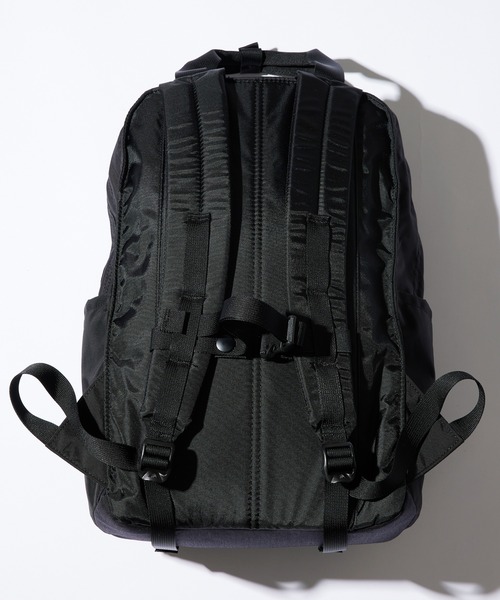 GREGORY（グレゴリー）の「【GREGORY】EASY PEASY DAY イージーピージーデイ（バックパック/リュック・メンズ・ブラック・FREE）」の4枚目の写真