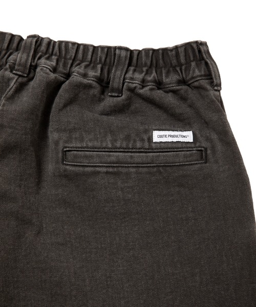 COOTIE PRODUCTIONS（クーティープロダクションズ）の「Color Denim Square Leg Easy Trousers（チノパンツ・メンズ・スミクロ/ベージュ系その他・MEDIUM/X-LARGE/LARGE/SMALL）」の6枚目の写真