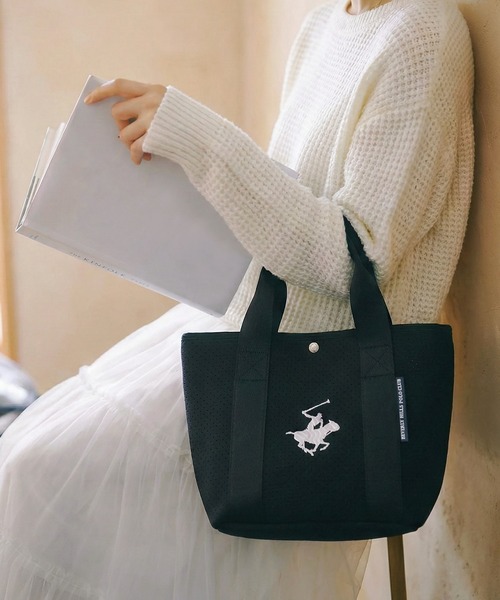 BEVERLY HILLS POLO CLUB(ビバリーヒルズポロクラブ)の「BEVERLY HILLS POLO CLUB/ビバリーヒルズポロクラブ BHPC ミニトートバッグ ネオプレーン風パンチング素材 軽量 キレカジ バッグ(トートバッグ・レディース・ブラック/ネイビー/ベージュ・FREE)」の1枚目の写真