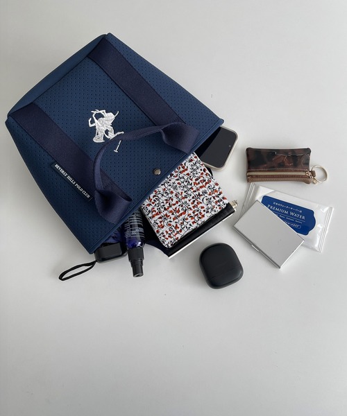 BEVERLY HILLS POLO CLUB(ビバリーヒルズポロクラブ)の「BEVERLY HILLS POLO CLUB/ビバリーヒルズポロクラブ BHPC ミニトートバッグ ネオプレーン風パンチング素材 軽量 キレカジ バッグ(トートバッグ・レディース・ブラック/ネイビー/ベージュ・FREE)」の12枚目の写真