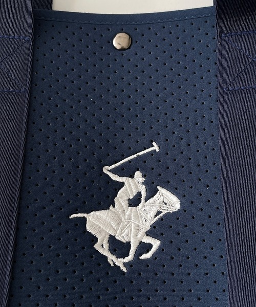 BEVERLY HILLS POLO CLUB(ビバリーヒルズポロクラブ)の「BEVERLY HILLS POLO CLUB/ビバリーヒルズポロクラブ BHPC ミニトートバッグ ネオプレーン風パンチング素材 軽量 キレカジ バッグ(トートバッグ・レディース・ブラック/ネイビー/ベージュ・FREE)」の15枚目の写真