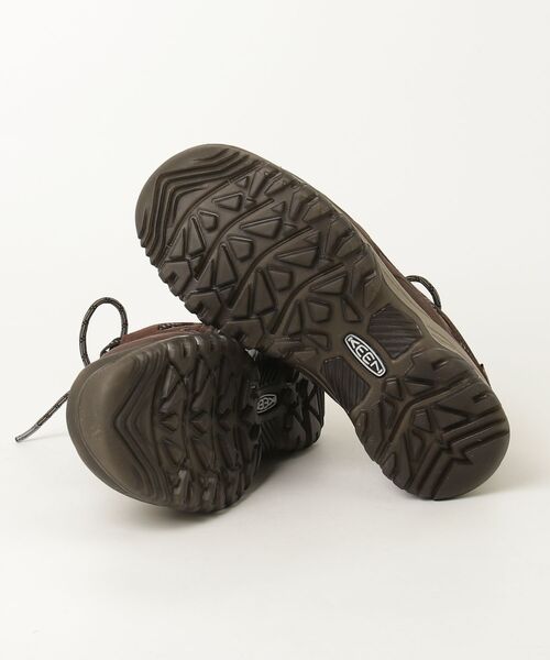 KEEN（キーン）の「TARGHEE IV WP / ターギー フォー ウォータープルーフ / メンズ 防水シューズ（スニーカー・メンズ・ブラウン系その他・30cm/28cm/27cm/26.5cm/26cm/25.5cm/25cm/27.5cm/28.5cm/29cm）」の3枚目の写真