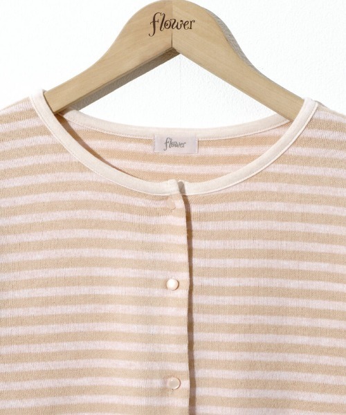 flower（フラワー）の「チャーミーボーダートップ（カーディガン/ボレロ・レディース・ベージュ/ブラック・FREE）」の20枚目の写真